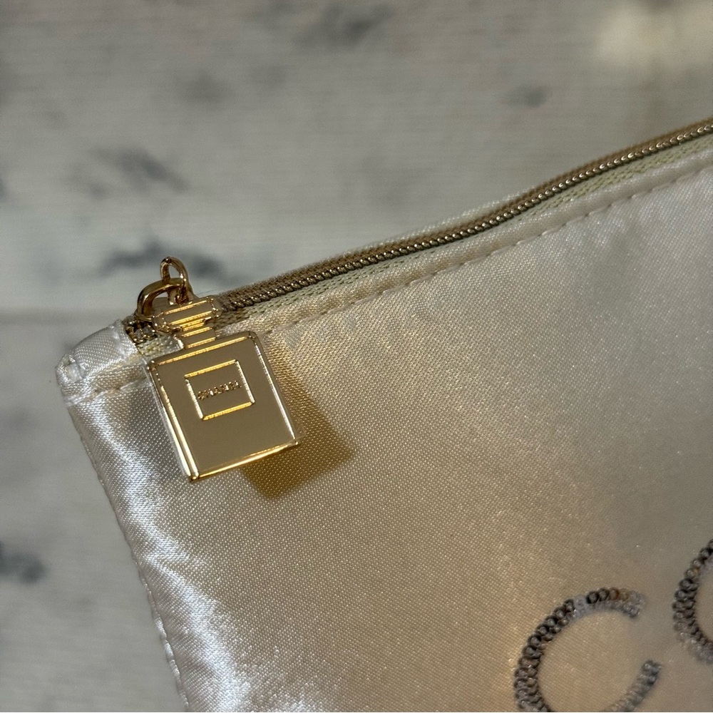 Chanel Beauty COCO Mademoiselle Cream Satin Zippered Pouch - Picture 6 of 11